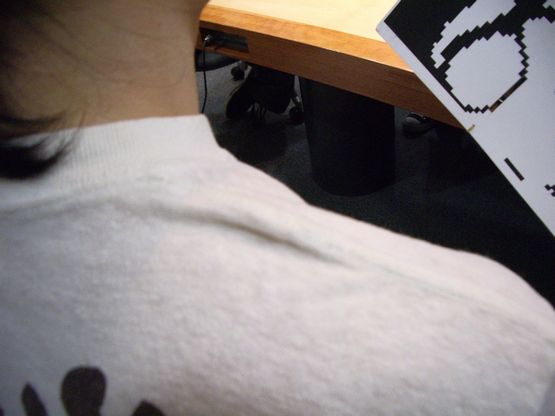 湯浅くんのTシャツの洗濯ばさみの跡